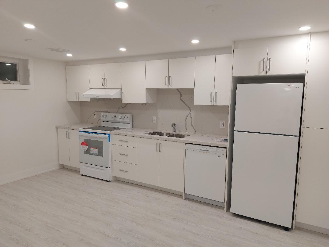 All new appliances - 27 Kingsview Blvd