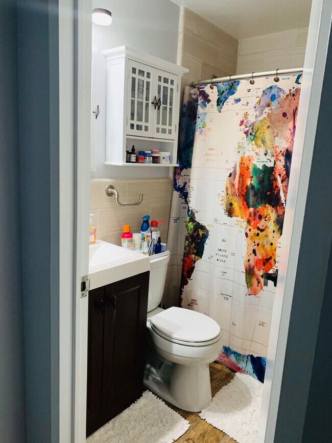 6631 Wakefield Dr Unit 106, Alexandria, VA 22307 Condo for Rent in