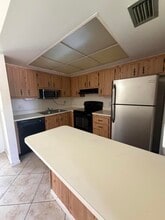 Building Photo - 4141 Oak Terrace Dr