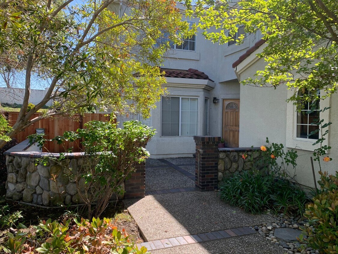 264 Edgewater Dr, Milpitas, CA 95035 House Rental in Milpitas, CA
