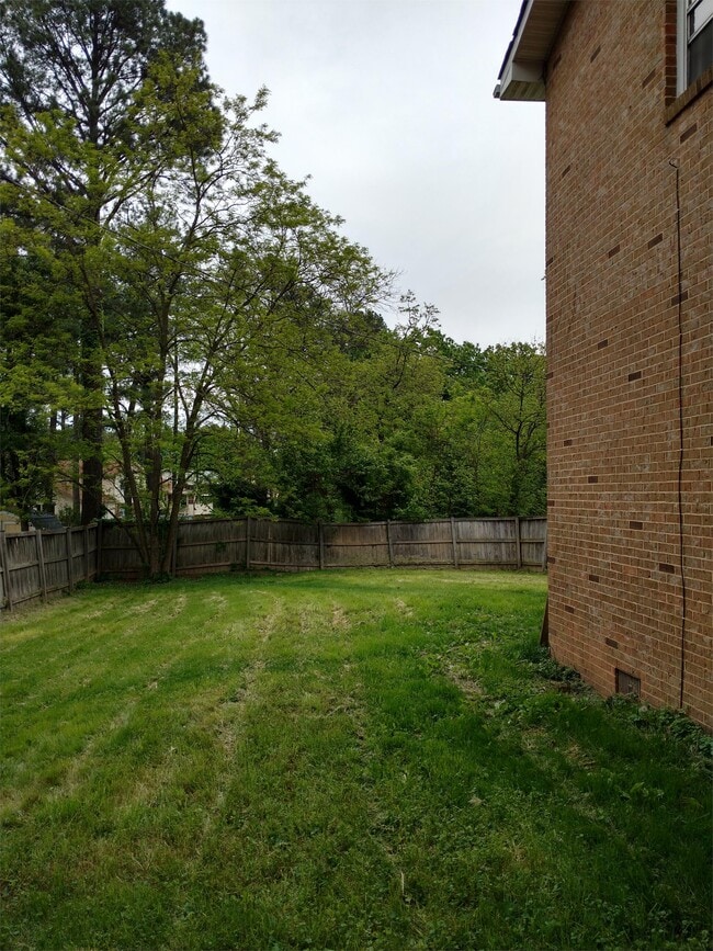 Building Photo - 103 Brunswick Rd