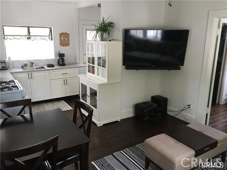 Foto del edificio - 2400 Alhambra Rd