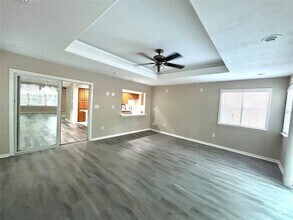 Building Photo - 6 Wolly Bucket Pl