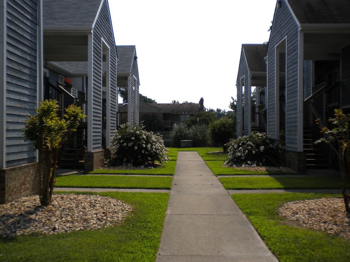 main entrance - 120 Ocean Villas Way