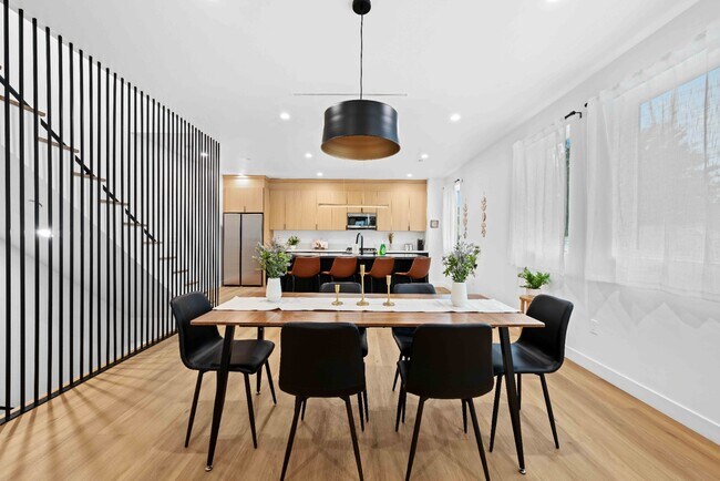 Building Photo - RECENTLY BUILT TOWNHOME | 4 BED 5 BATH | GARAGE