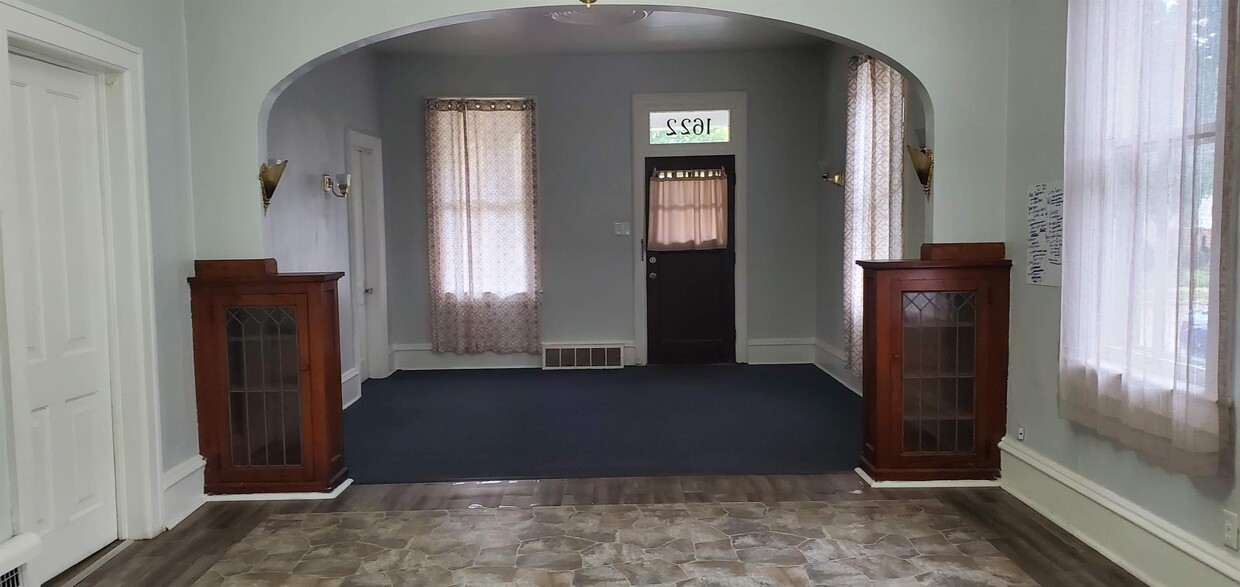 Primary Photo - 1622 Chatham St