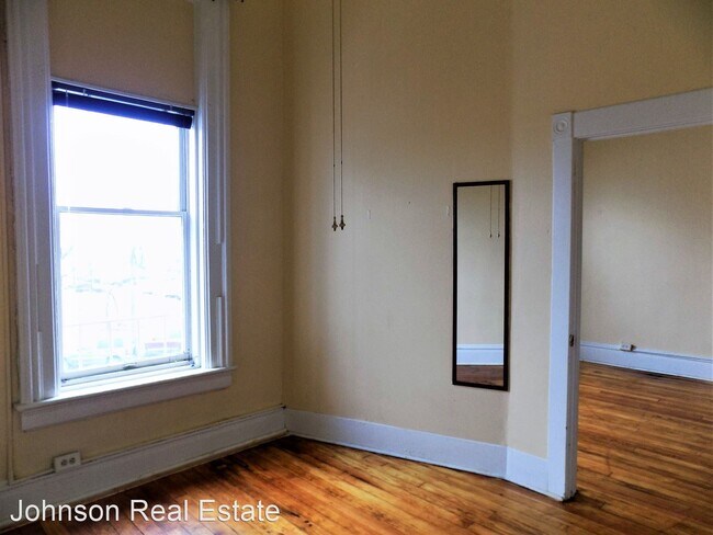 Building Photo - 56 E Burlington Ave