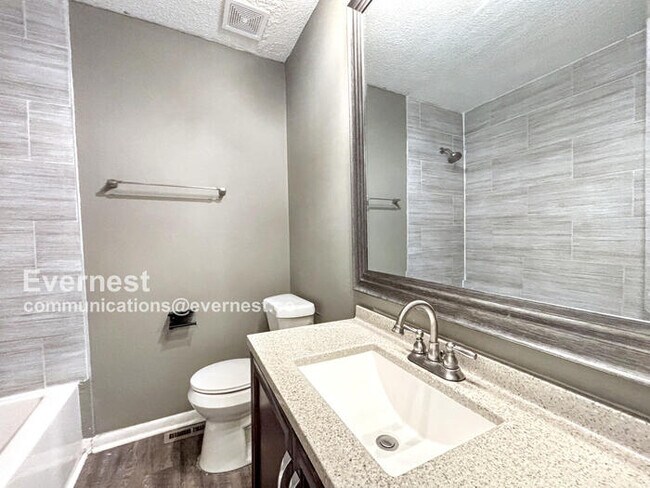 Foto del edificio - 3340 Roadrunner Trail
