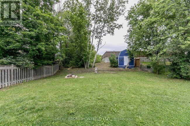 Photo du bâtiment - 18 Chippawa Ct