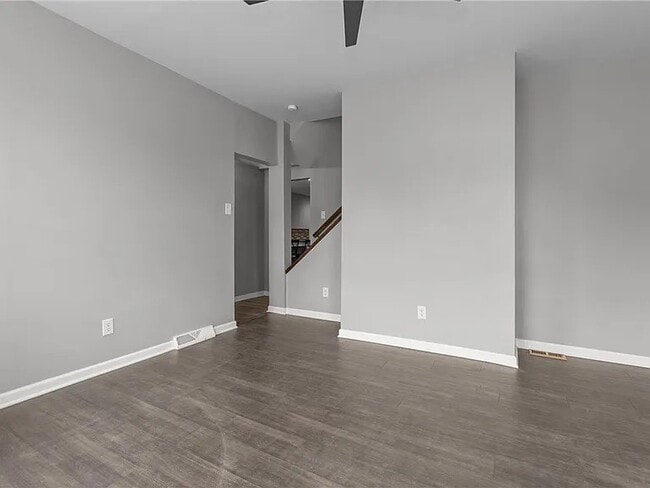 Building Photo - 1022 2nd Ave