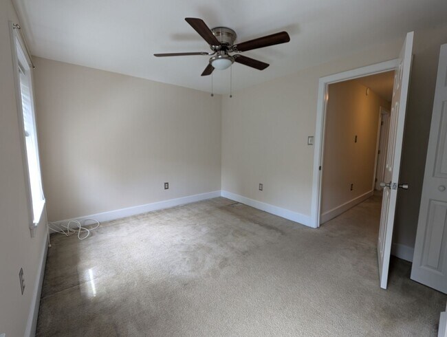 Foto del edificio - Spacious 2 Bedroom With Fabulous Outdoor S...