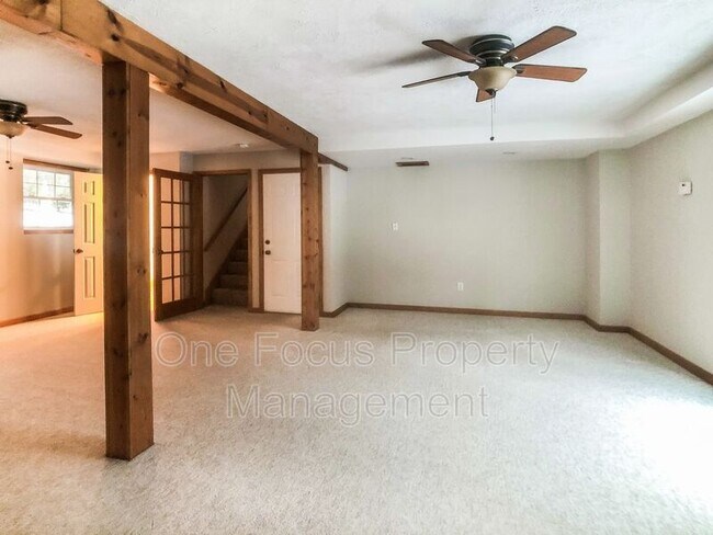 Building Photo - 1118 PA-184