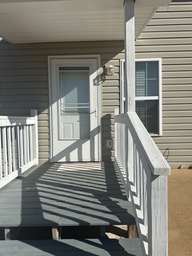 Building Photo - 236 Rigs Dr