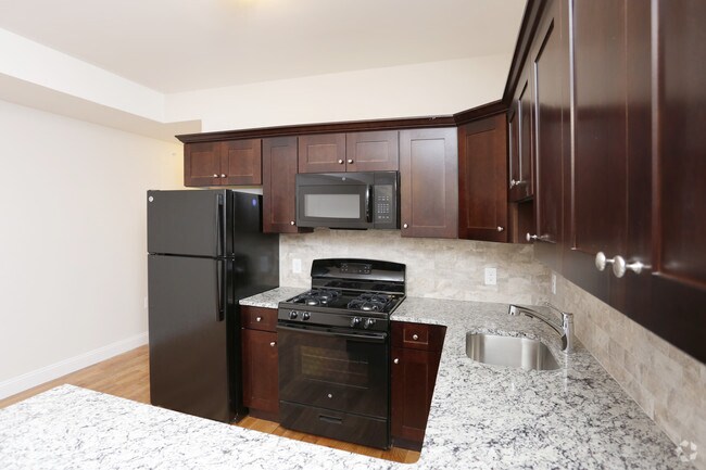 Cocina - Hilltop Apartments of Totowa