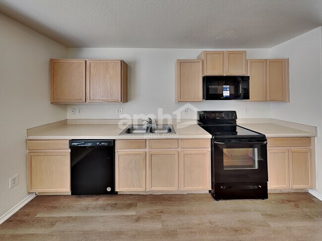 Foto del edificio - 7806 Brazoria Park