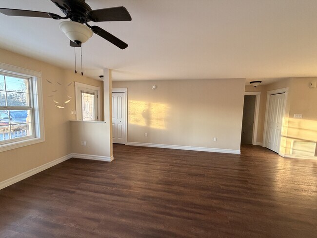 Photo du bâtiment - 260 Sleepy Hollow Rd