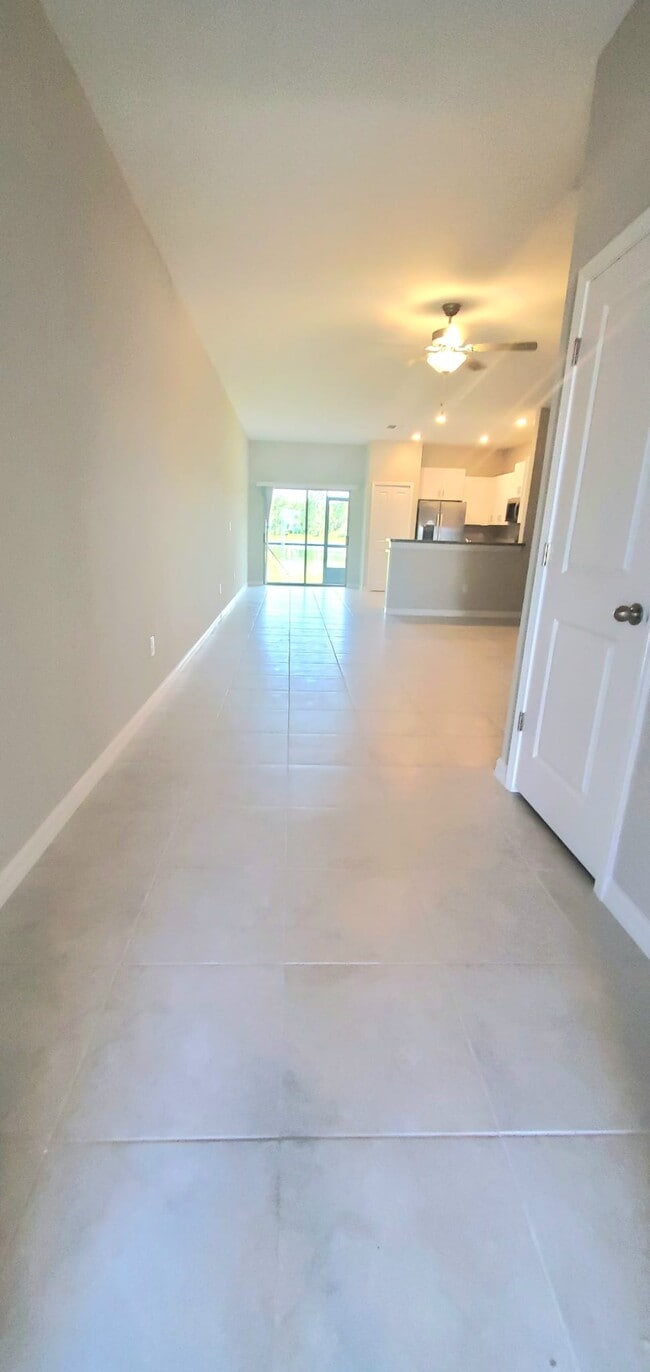 Building Photo - 3539 Bellmeade Ct