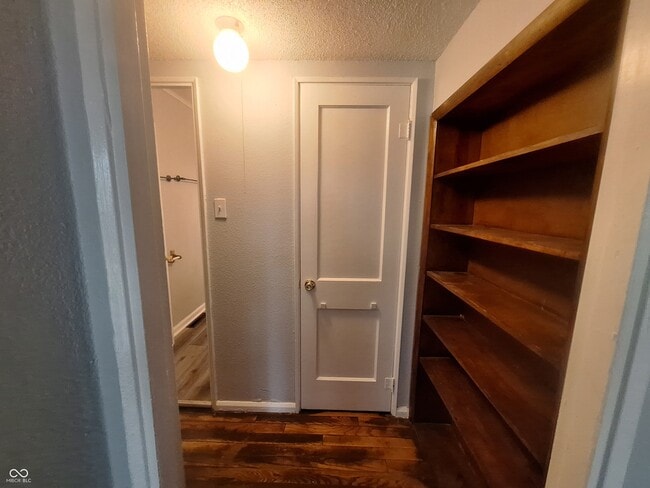 Building Photo - 2222 Groff Ave