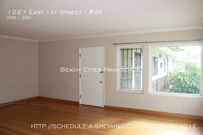 Foto del edificio - 1227 E 1st St