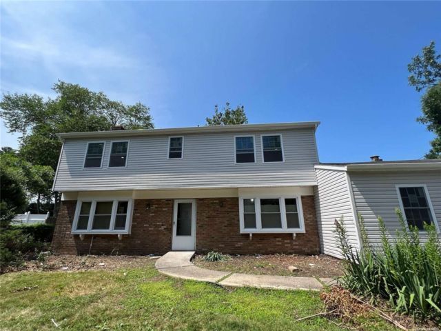 Primary Photo - 1394 Stony Brook Rd