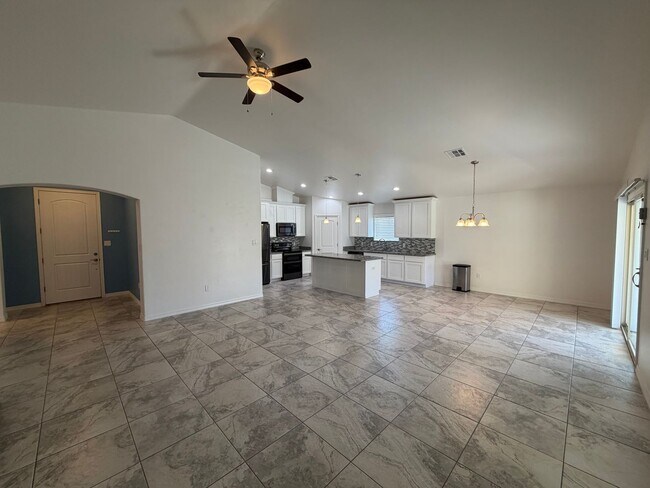 Foto del edificio - 12625 E 48th Dr