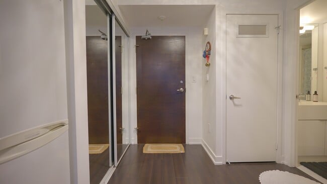 Photo du bâtiment - 151-151 Dan Leckie Way