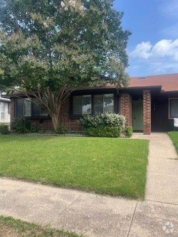 Building Photo - 2337 Oakmont Dr