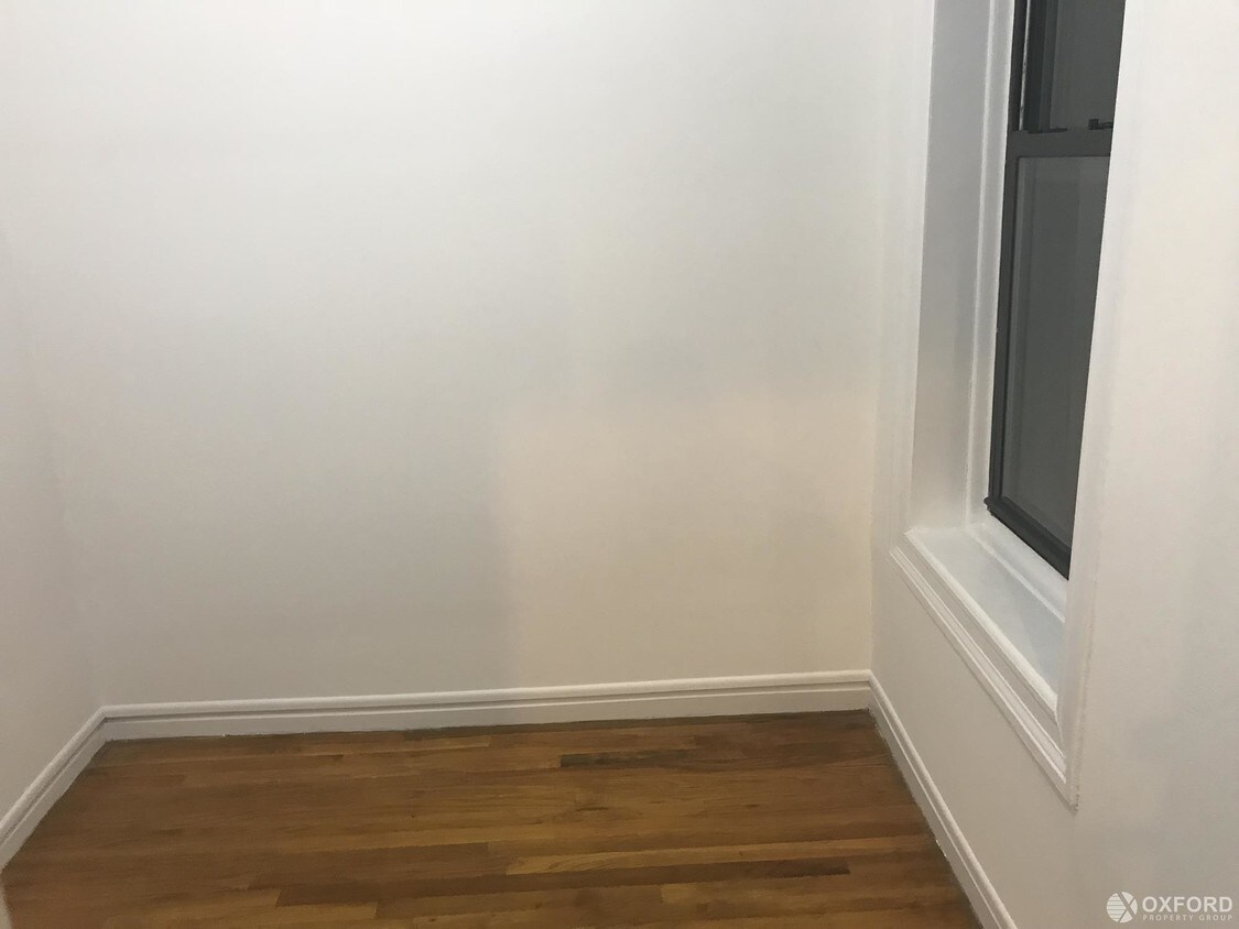Building Photo - 322 East 59th Street
