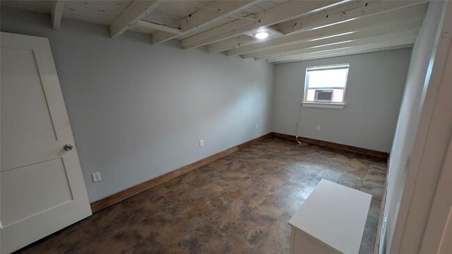 Building Photo - 539 Hoffman St