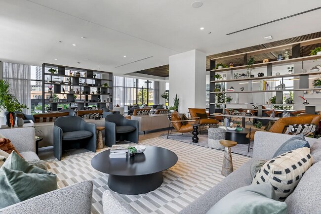 Foto del edificio - 1231 W Fulton St