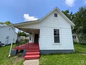 Building Photo - 114 S Griffin St