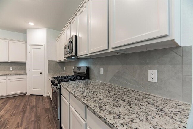 Foto del edificio - 6016 Heritage Creek Ln