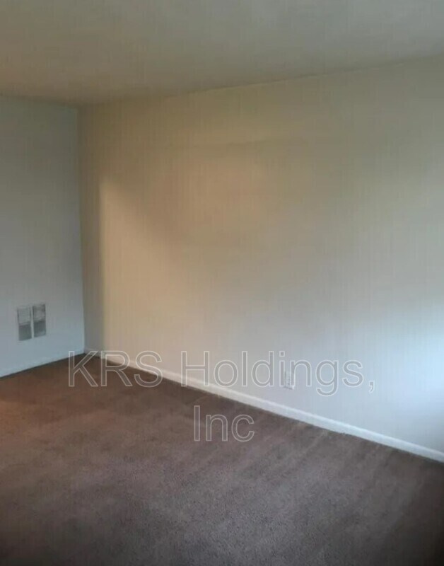 Building Photo - 3812 Atterbury St