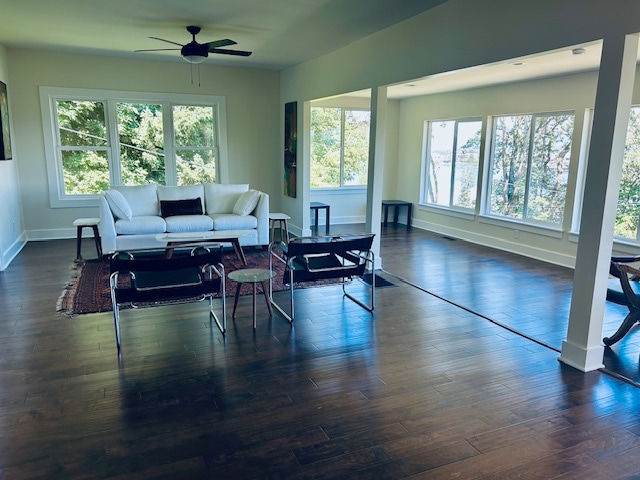 Foto del edificio - 9750 NW Rosaria Ave