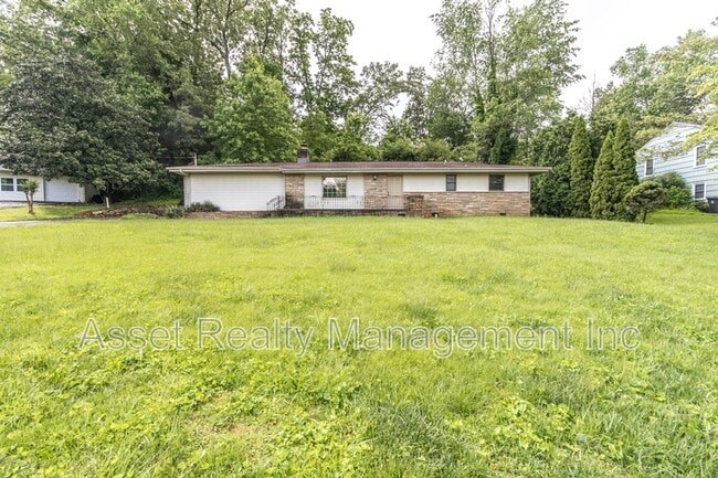 Building Photo - 7320 Westridge Dr