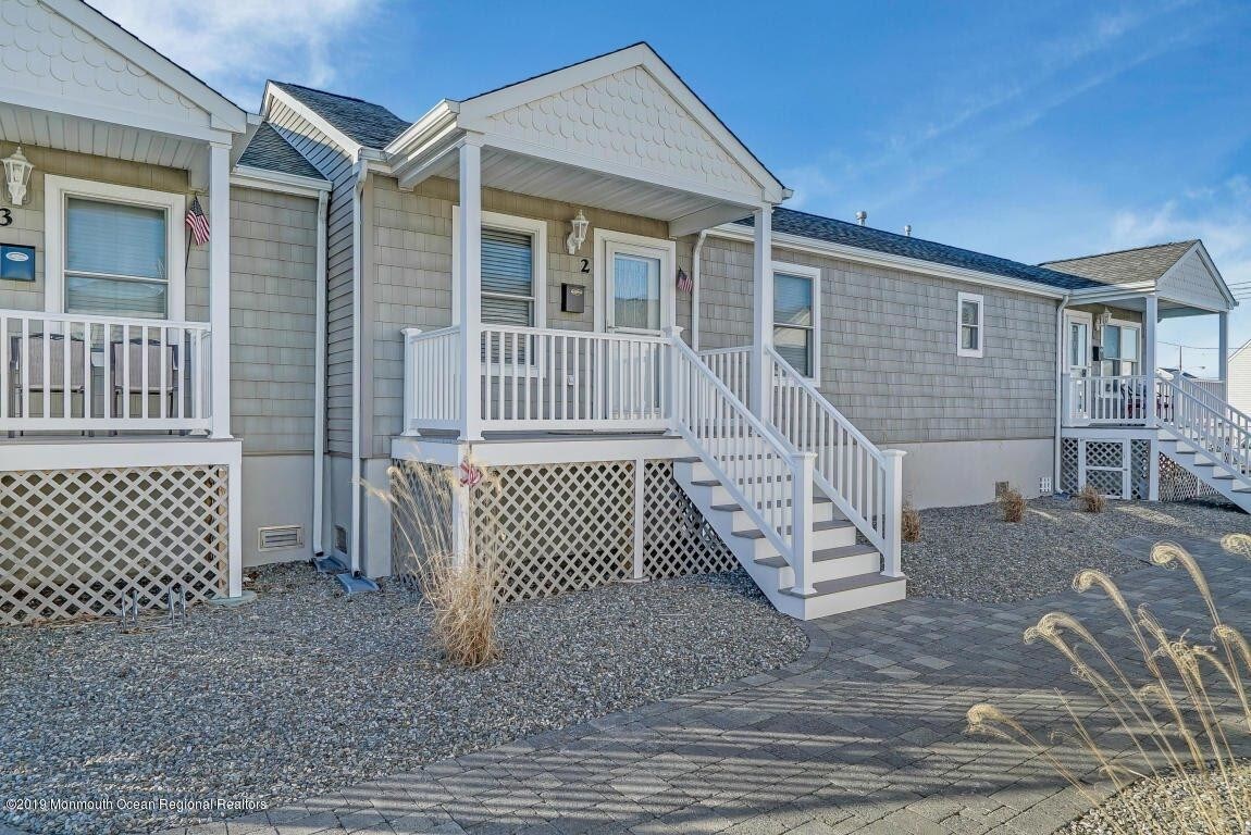 Primary Photo - 223 5th Ave