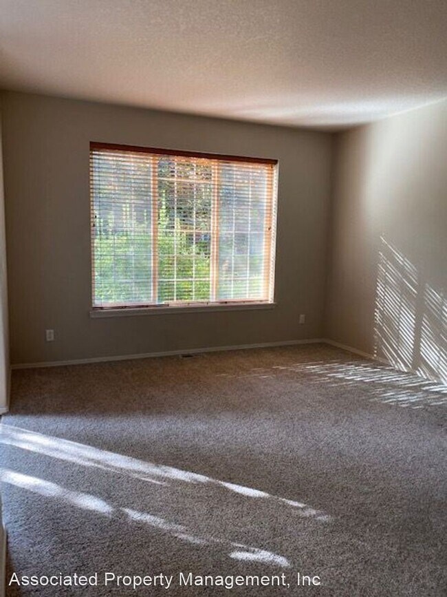 Foto del edificio - 3 br, 2.5 bath House - 1261 SE Bianca St