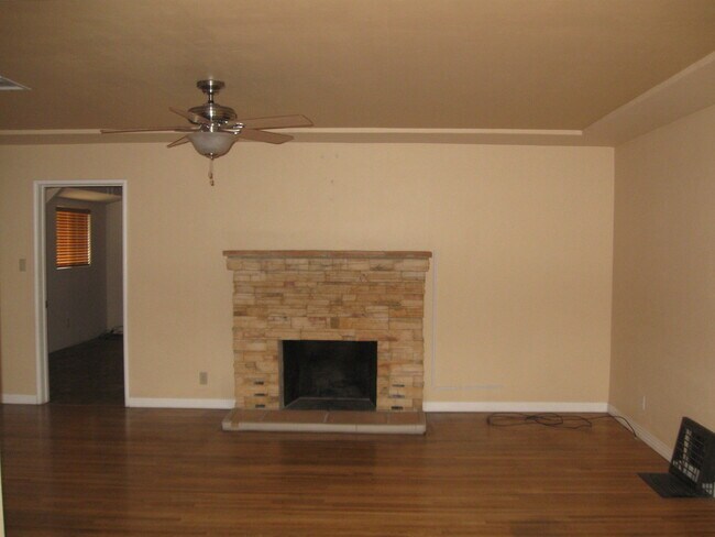 Building Photo - Northeast Gem Near Bakersfield College Coming Soon!
