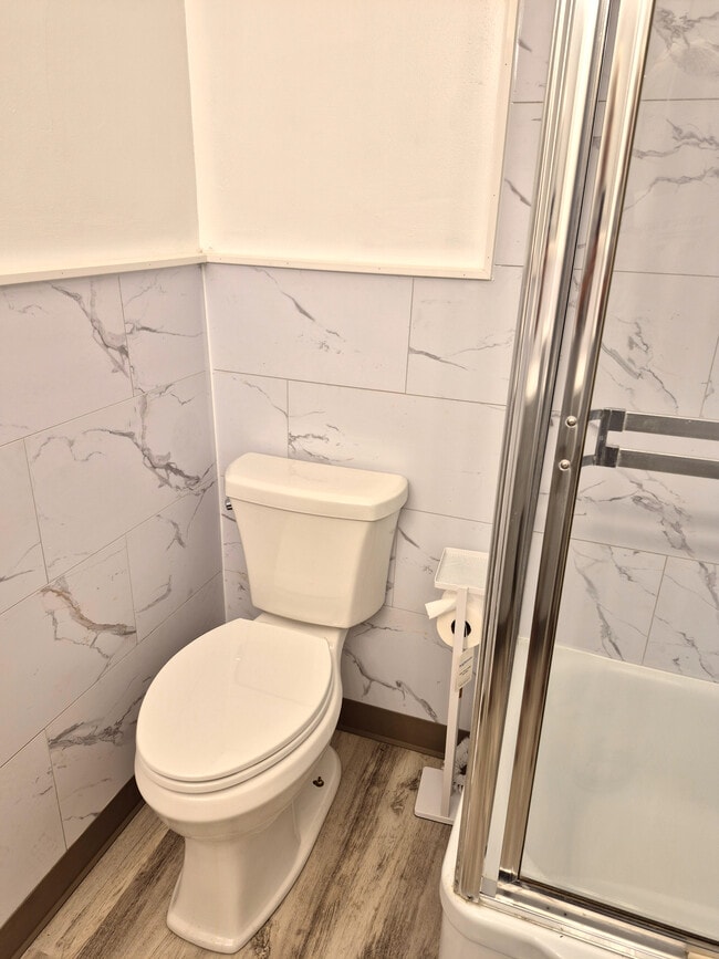 Building Photo - 233 Magellan Dr