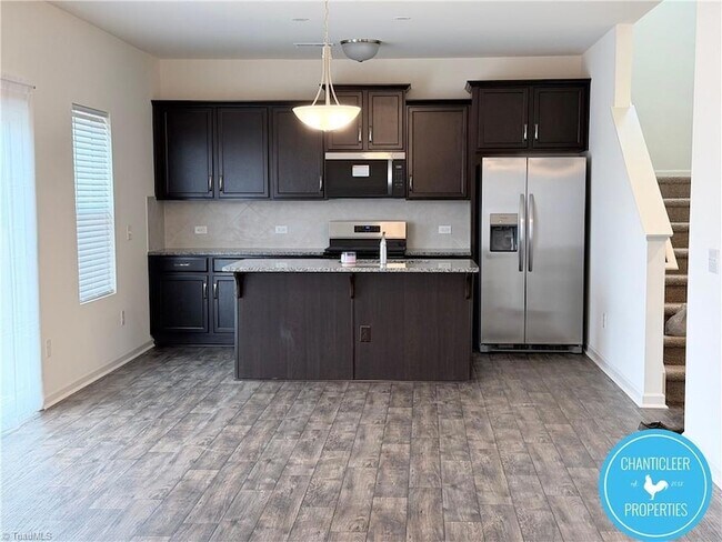 Foto del edificio - 5148 Reedy Fork School Rd