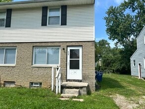 Building Photo - 339 S Napoleon Ave