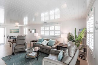 Building Photo - 6154 Midnight Pass Rd