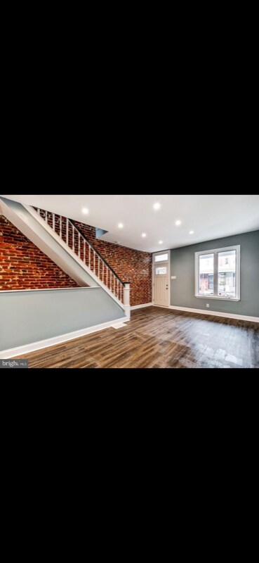 Building Photo - 5312 Delancey St