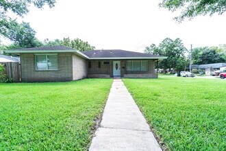 Building Photo - 1510 Greenbriar Ave