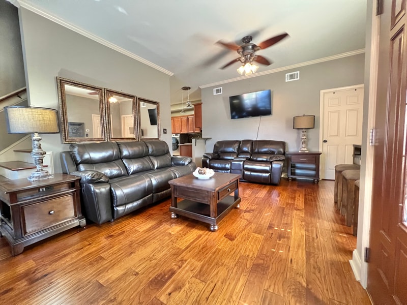 Foto principal - 6763 Blue Lake Ln