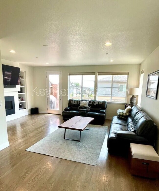 Building Photo - 8991 Yates Dr