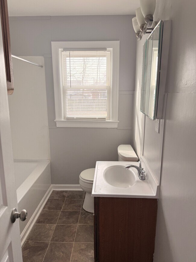 Foto del edificio - 4136 Virginia Ave