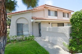 Building Photo - 443 Chapala Dr