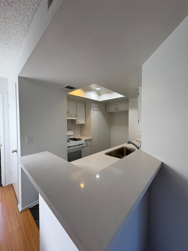 Foto principal - 6400 Kraft Ave