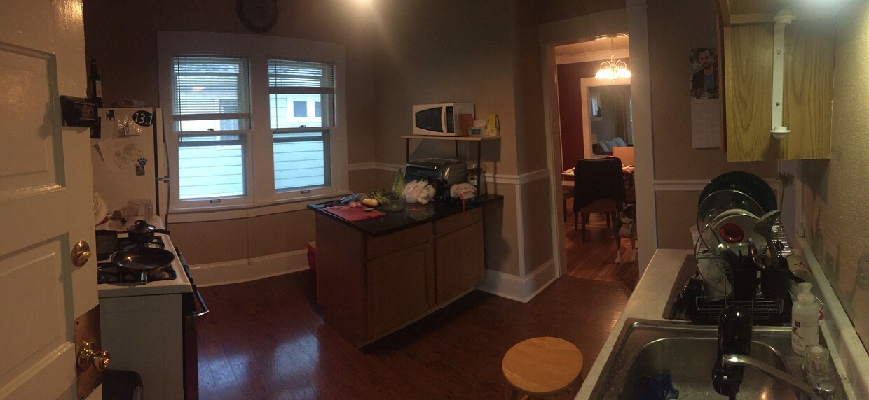 Foto principal - 5422-5424 W Galena St